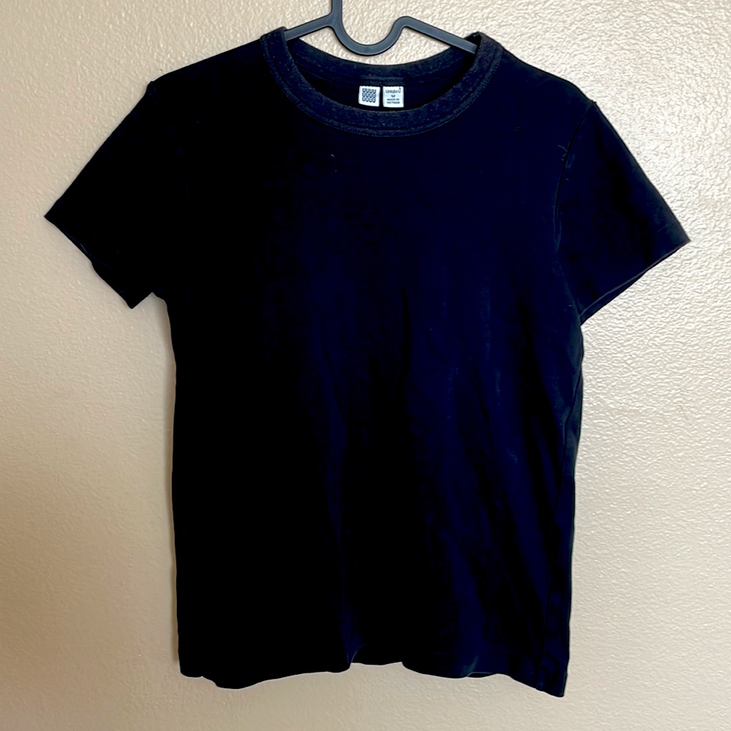 Uniqlo Basic Black Tee